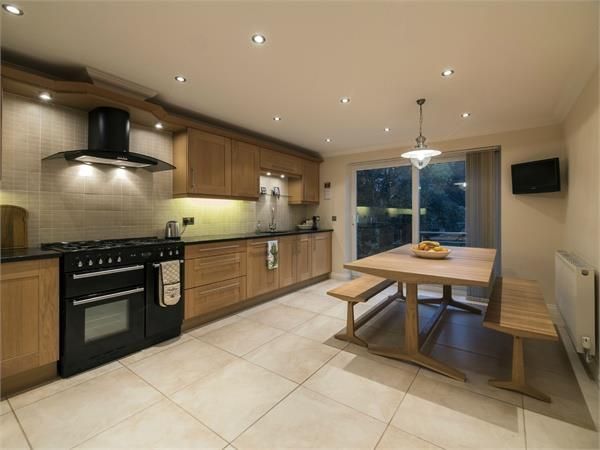 Property photo 3 of 24