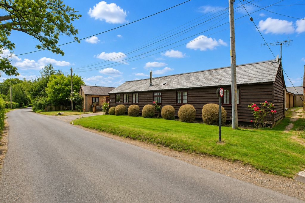 Property photo 1 of 30