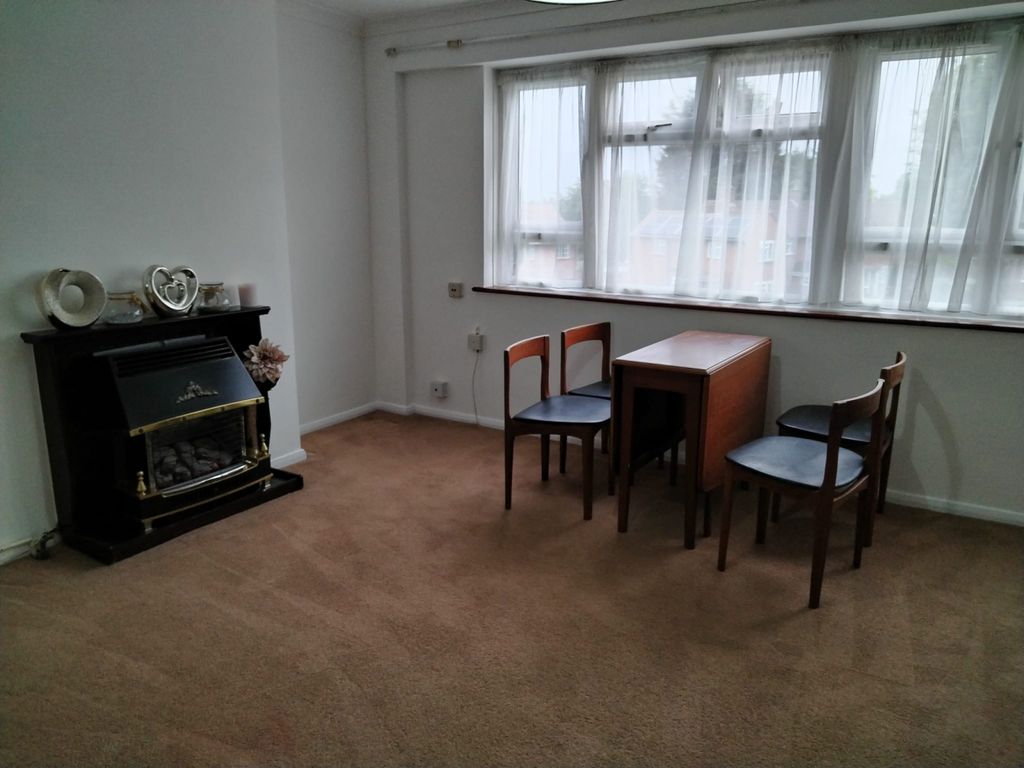 Property photo 2 of 7 Gallery