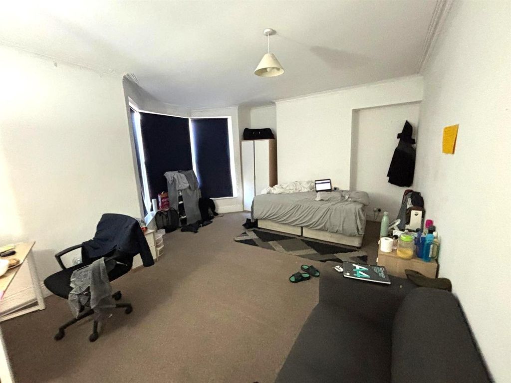 Property photo 2 of 10 5.Jpg
