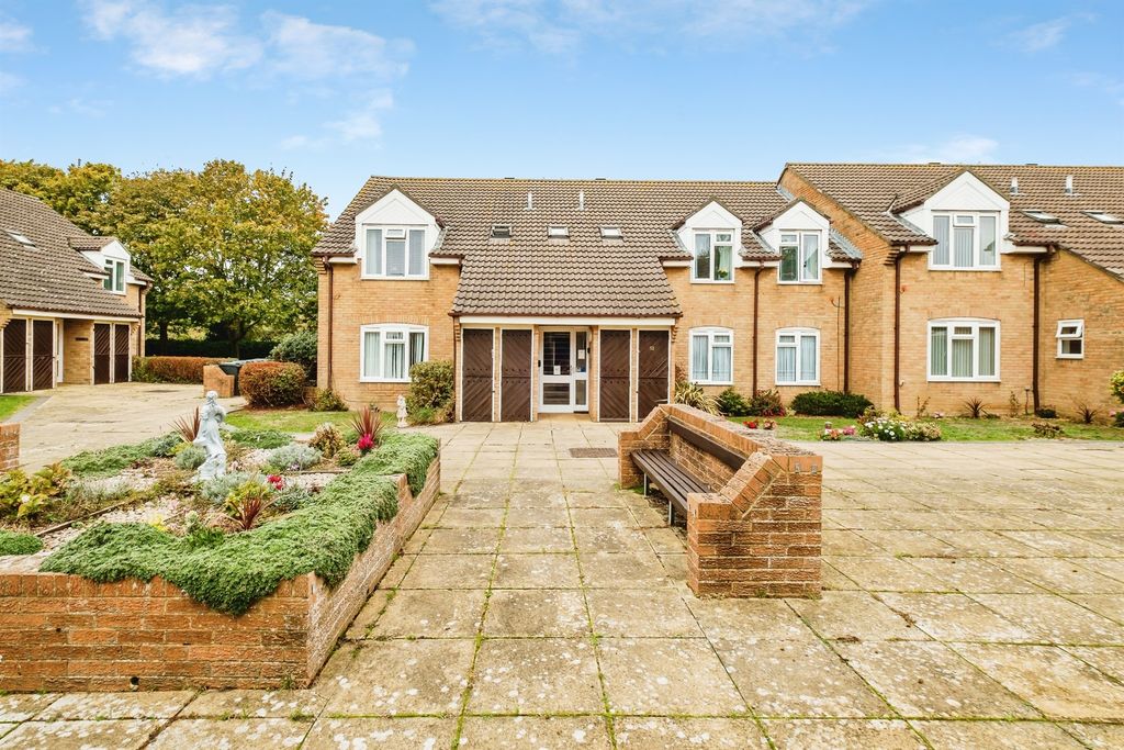 Property photo 1 of 10