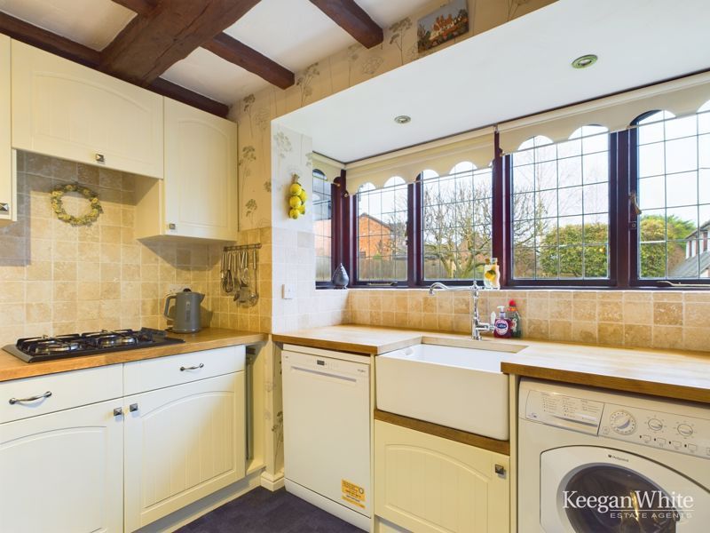Property photo 3 of 17 Photo 10