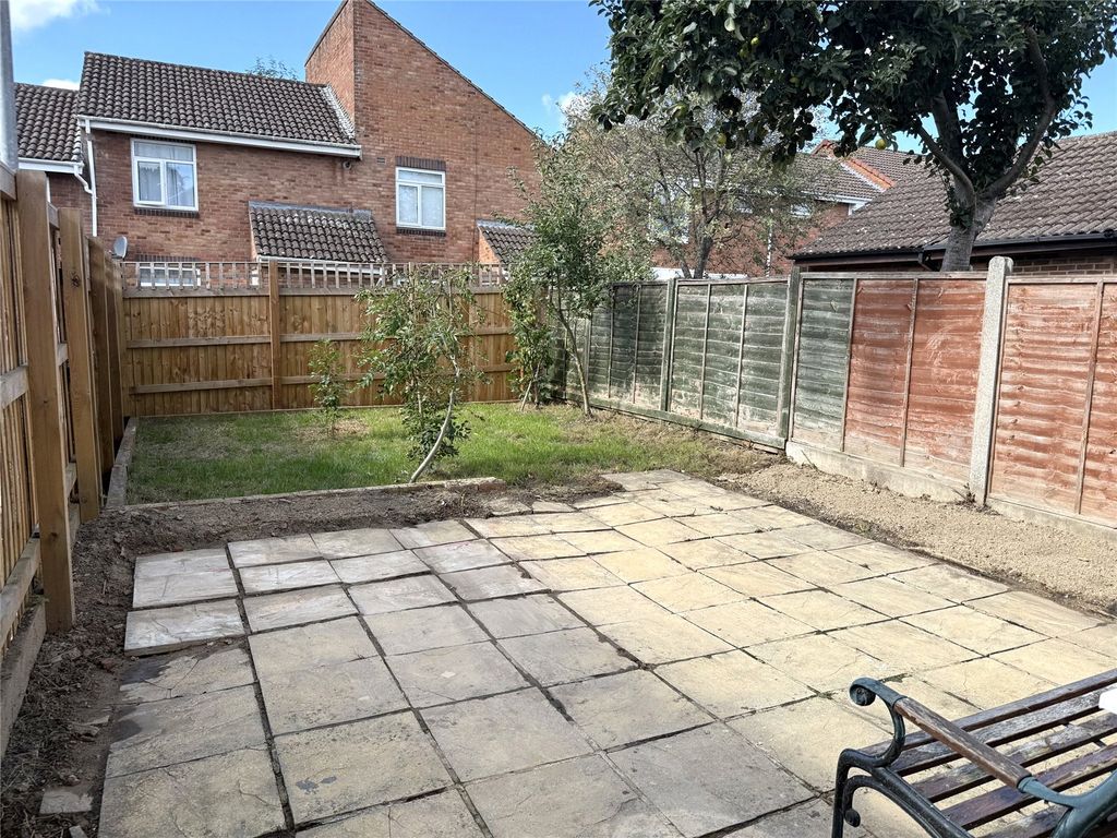 Property photo 2 of 13 Picture No. 27