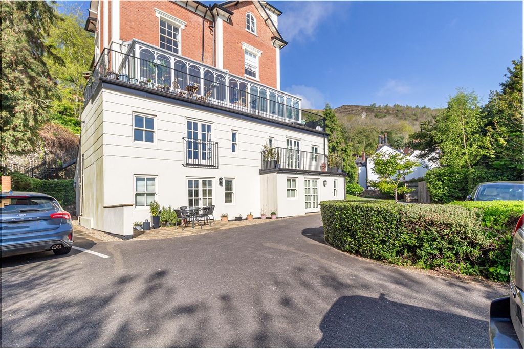 Additional image 21 of 2 bed flat for saleSt. Anns Road, Malvern WR14