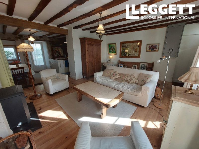 Property photo 2 of 10