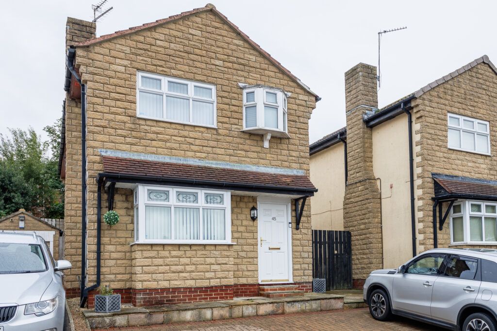 Property photo 1 of 25