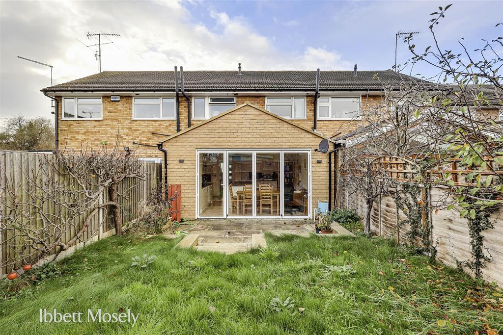 Property photo 2 of 9 15.Jpg