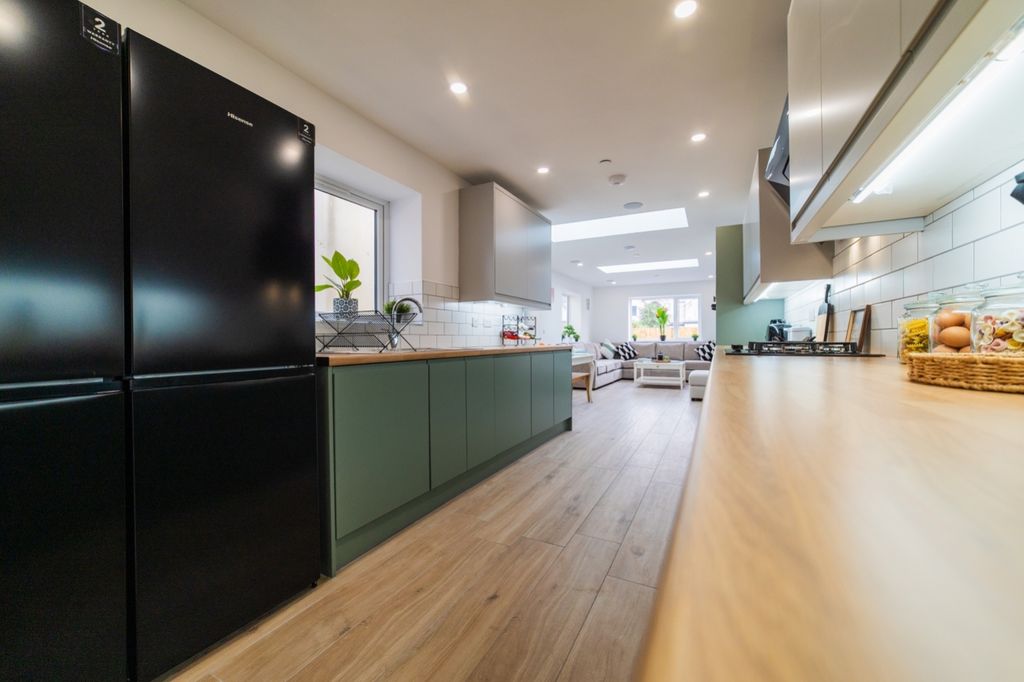 Property photo 1 of 11 5268