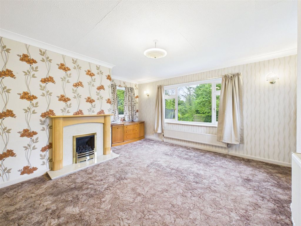 Property photo 3 of 22 Picture No. 04