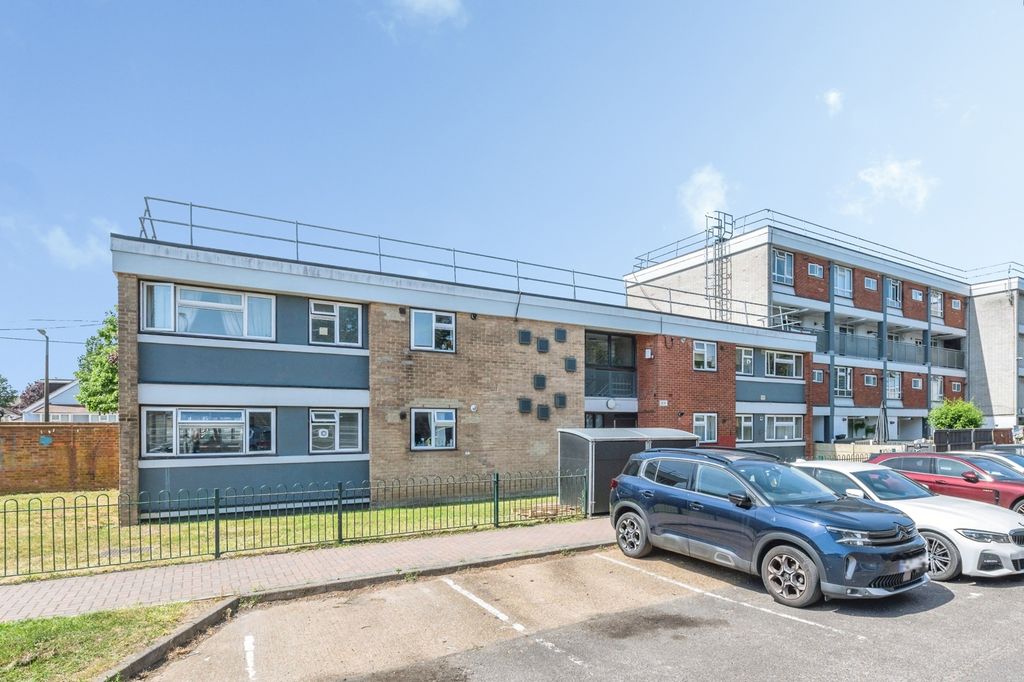 Property photo 1 of 15 Pbox-Img.Jpg