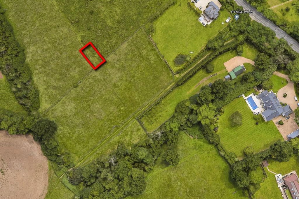 Property photo 1 of 8