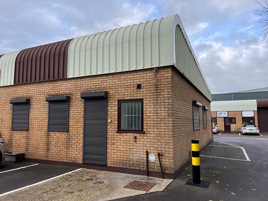 Property photo 1 of 4