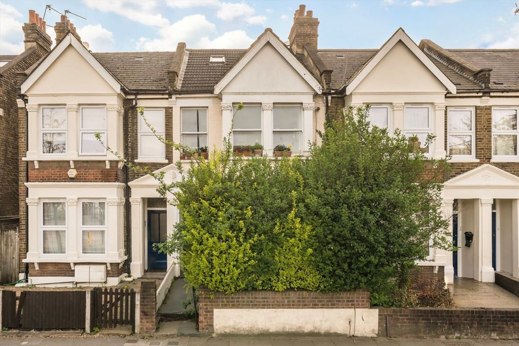 Property photo 1 of 7