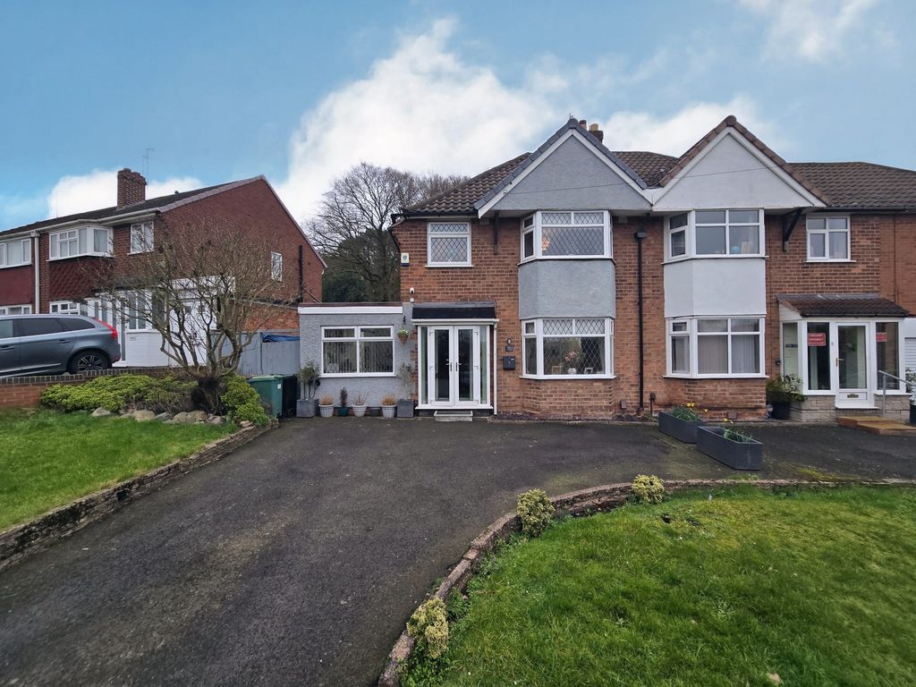 Property photo 1 of 18 Front A