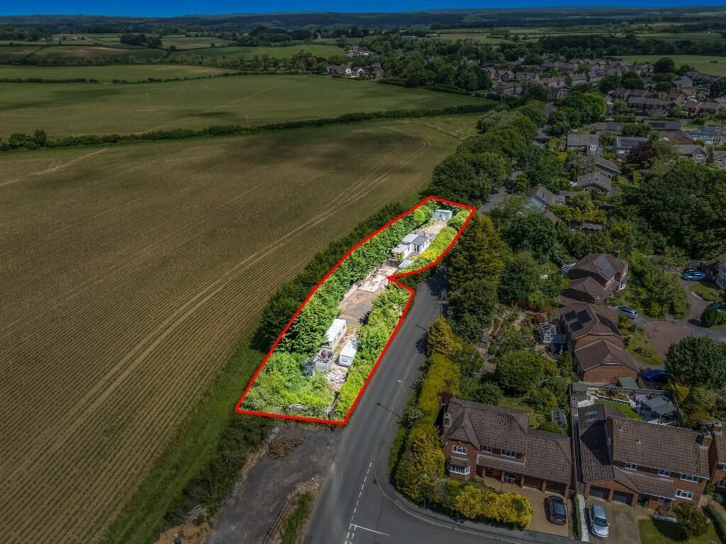 Property photo 1 of 5 Knighton Lane