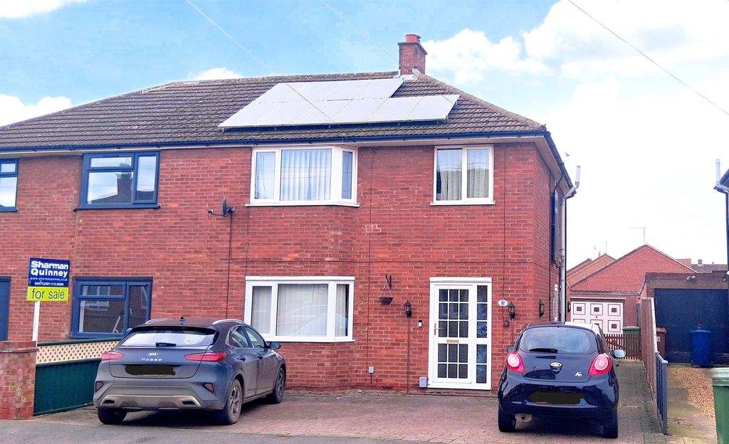 Property photo 1 of 5