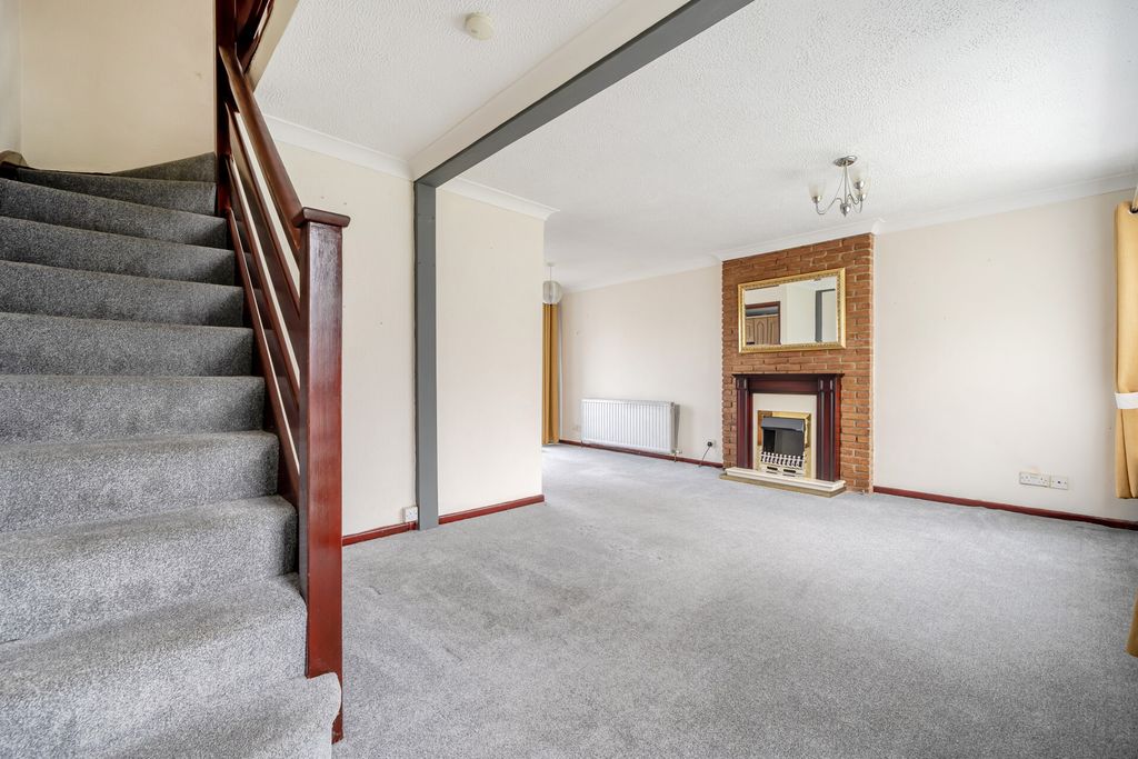 Property photo 3 of 14 1521792-9-6Aa81c7...