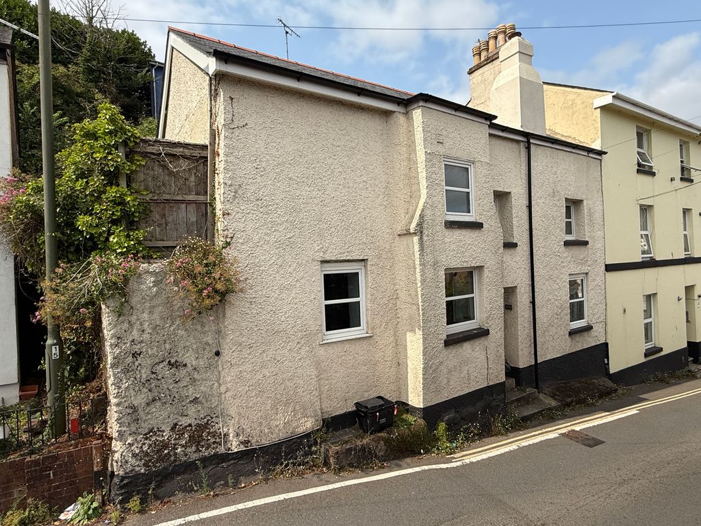 Property photo 1 of 25