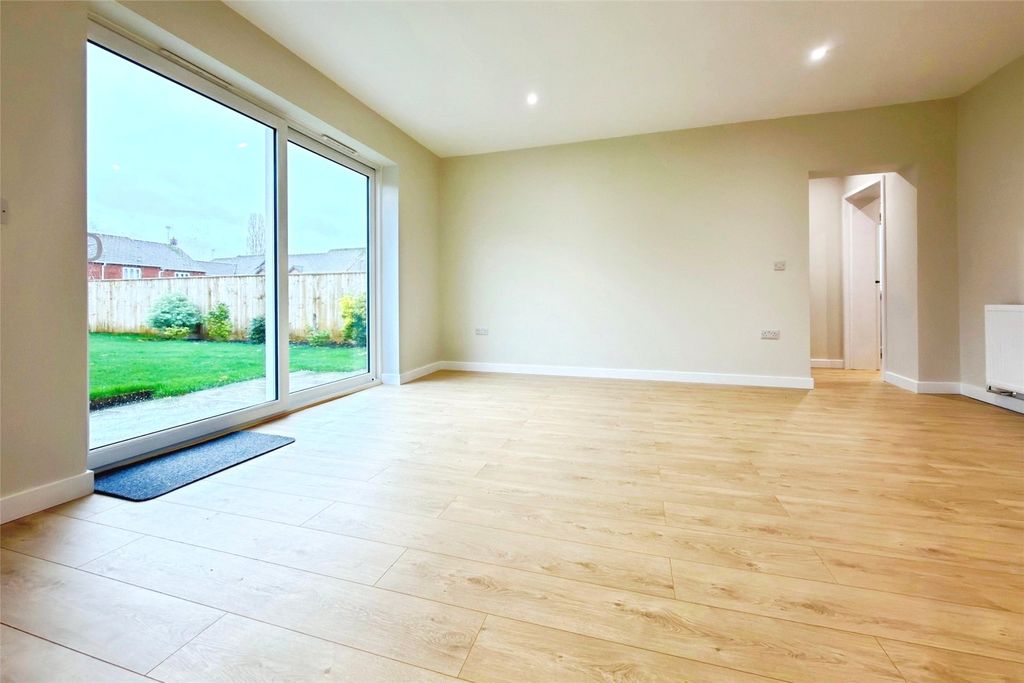 Property photo 3 of 21 Picture No. 47