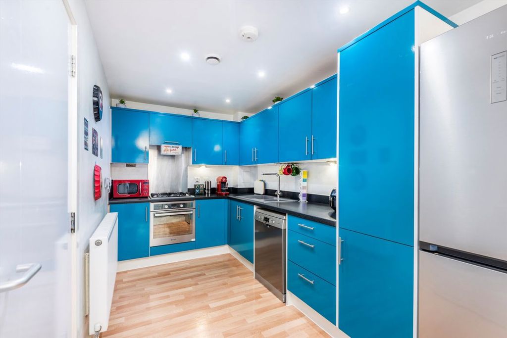 Property photo 2 of 7