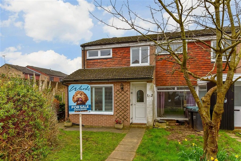 Property photo 3 of 10 Front Web