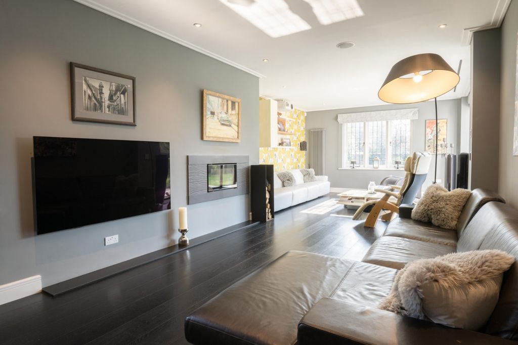 Additional image 7 of 5 bed detached house for saleFerry Road, Bray, Maidenhead, Berkshire SL6