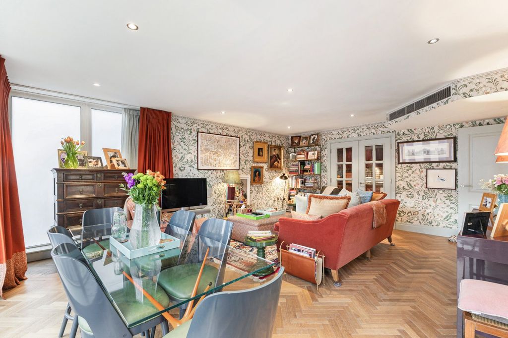 Property photo 3 of 12 Reception Room