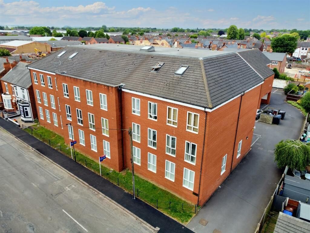 Property photo 2 of 13