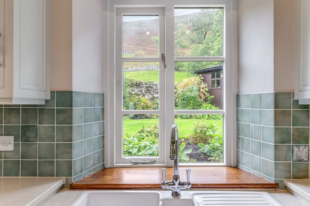 Property photo 3 of 30 Picture 3