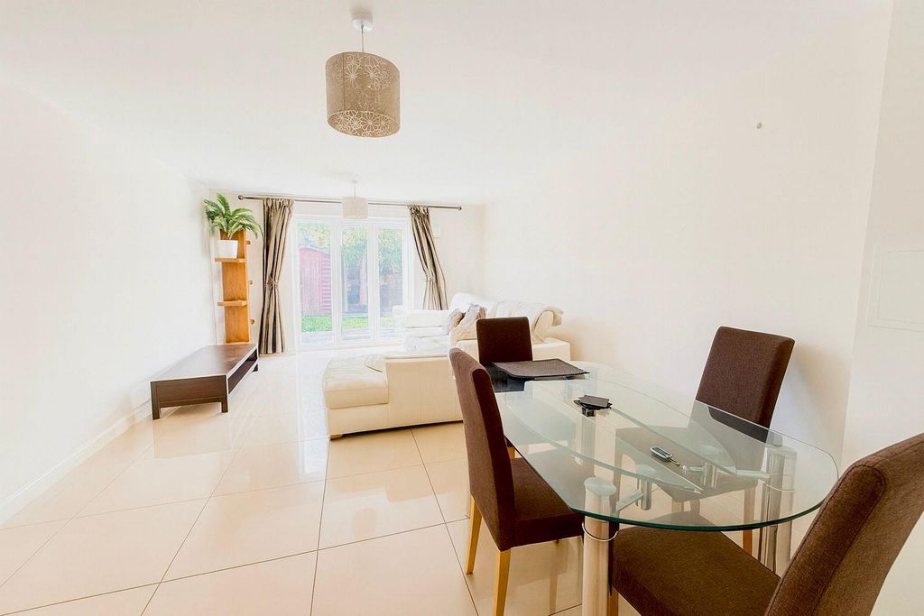 Property photo 2 of 18 Dining