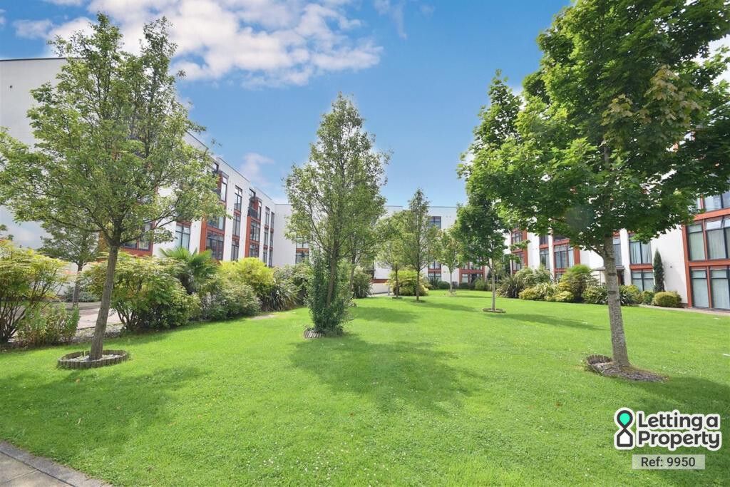 Property photo 2 of 8