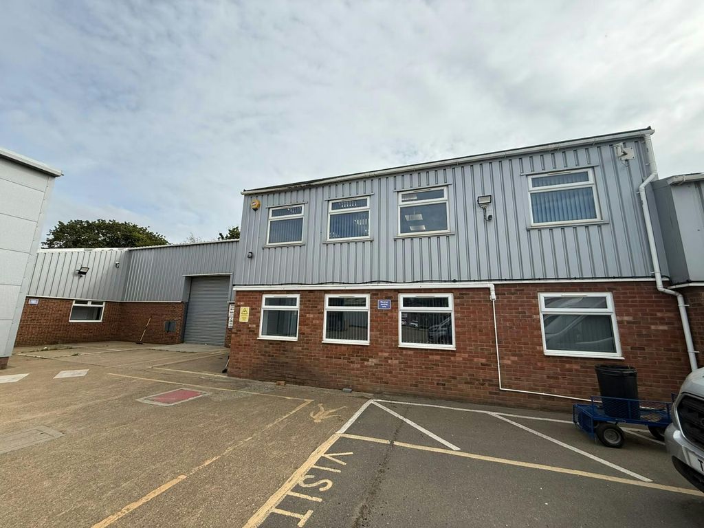 Property photo 1 of 27 Main Building