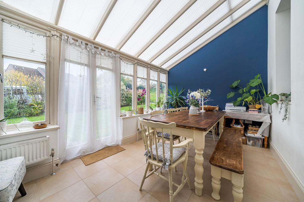 Property photo 2 of 13 Dining Room