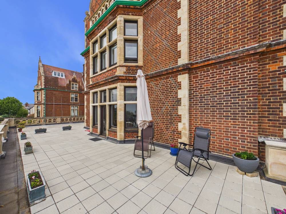 Additional image 20 of 3 bed flat for saleCobbold Road, Felixstowe, Suffolk IP11