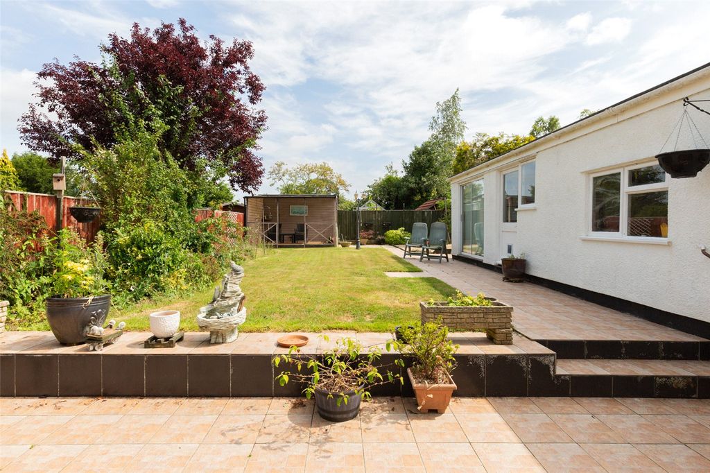 Property photo 2 of 25 Picture No. 10