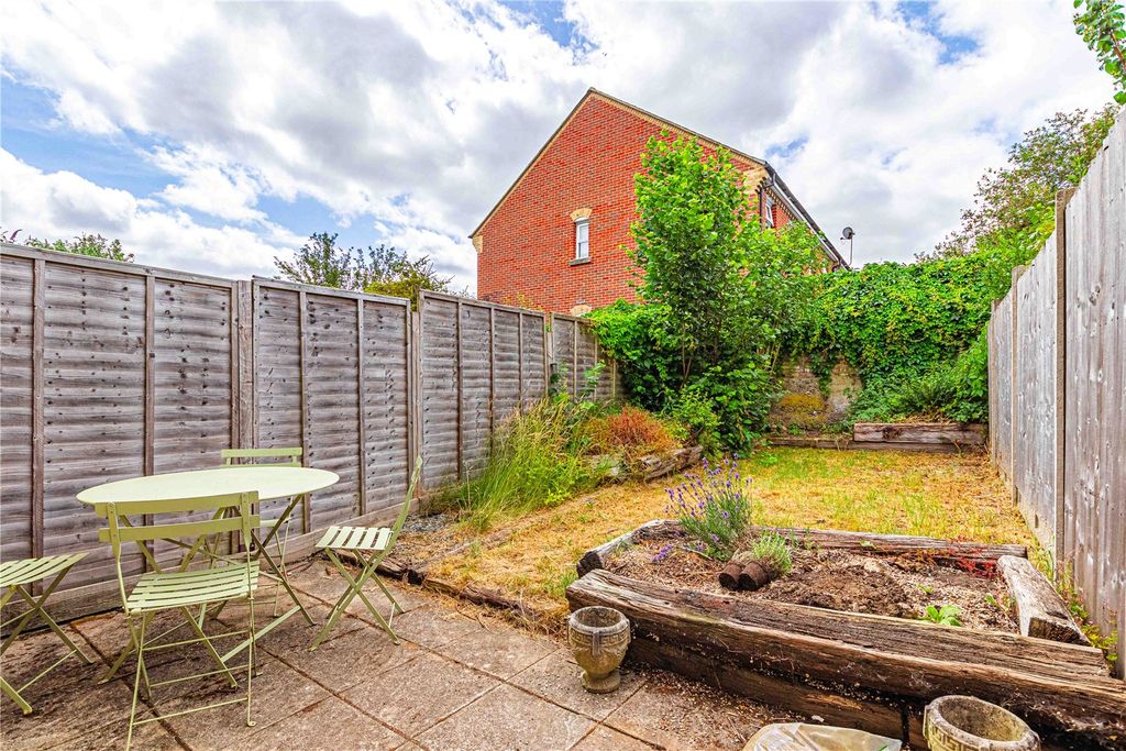 Property photo 2 of 13 Picture No. 11