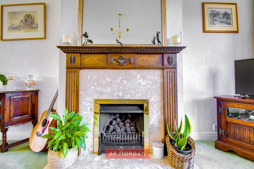 Property photo 3 of 13 Picture No. 08