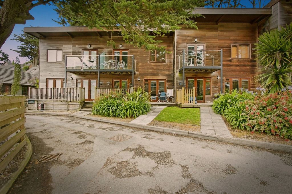 Property photo 2 of 29 Picture No. 29