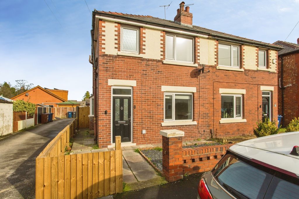 Property photo 1 of 16 Front