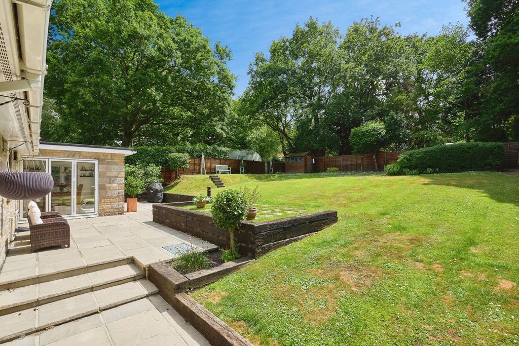 Property photo 2 of 17 Photo