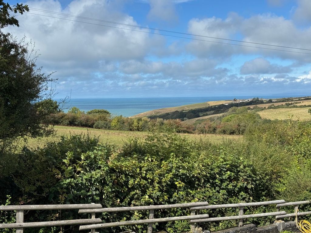 Property photo 3 of 70