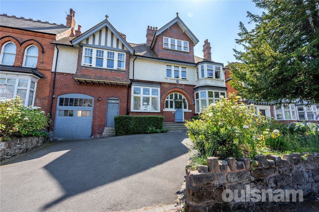 Property photo 1 of 58 Picture No. 23