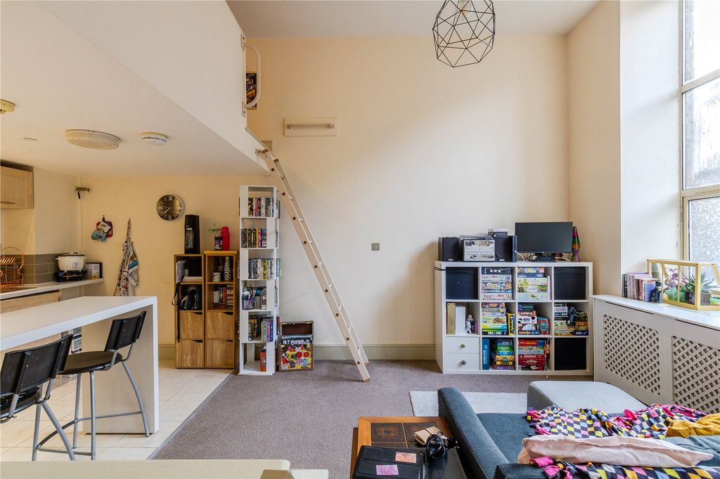 Property photo 1 of 13 Picture No. 15