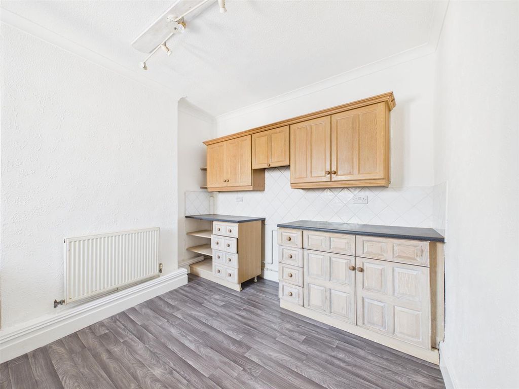 Property photo 1 of 15 Cam03844G0-Pr0497-Still005.Jpg