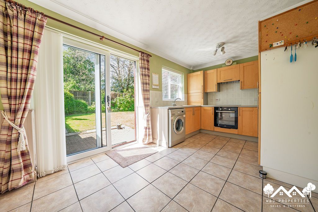 Property photo 3 of 22