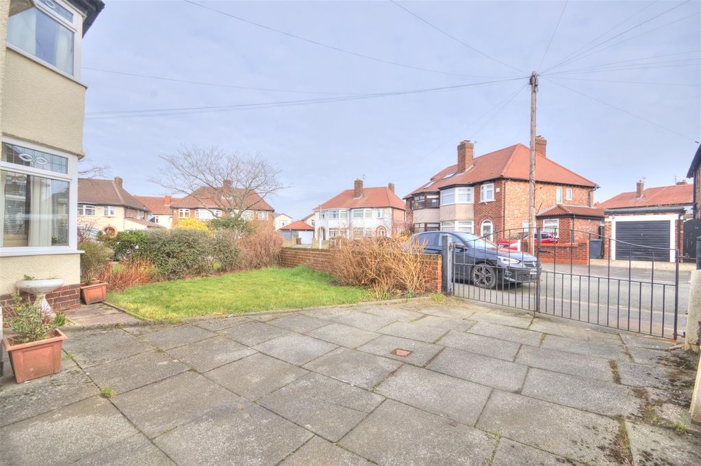 Property photo 3 of 18 Dsc_4485_Enhancer.Jpg