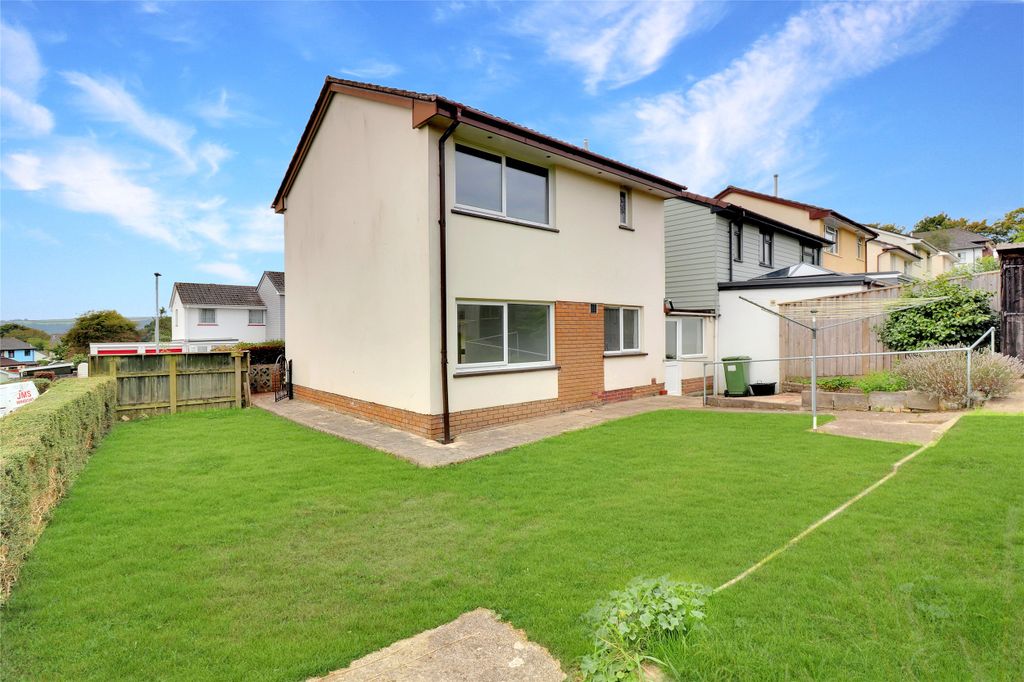 Property photo 2 of 12 Picture No. 30