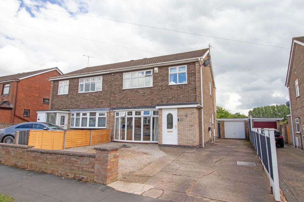 Property photo 1 of 24