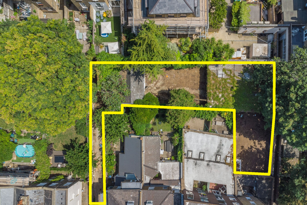 Property photo 1 of 20 399A Goldhawk Road, Hammersmith, London W6 0Sa
