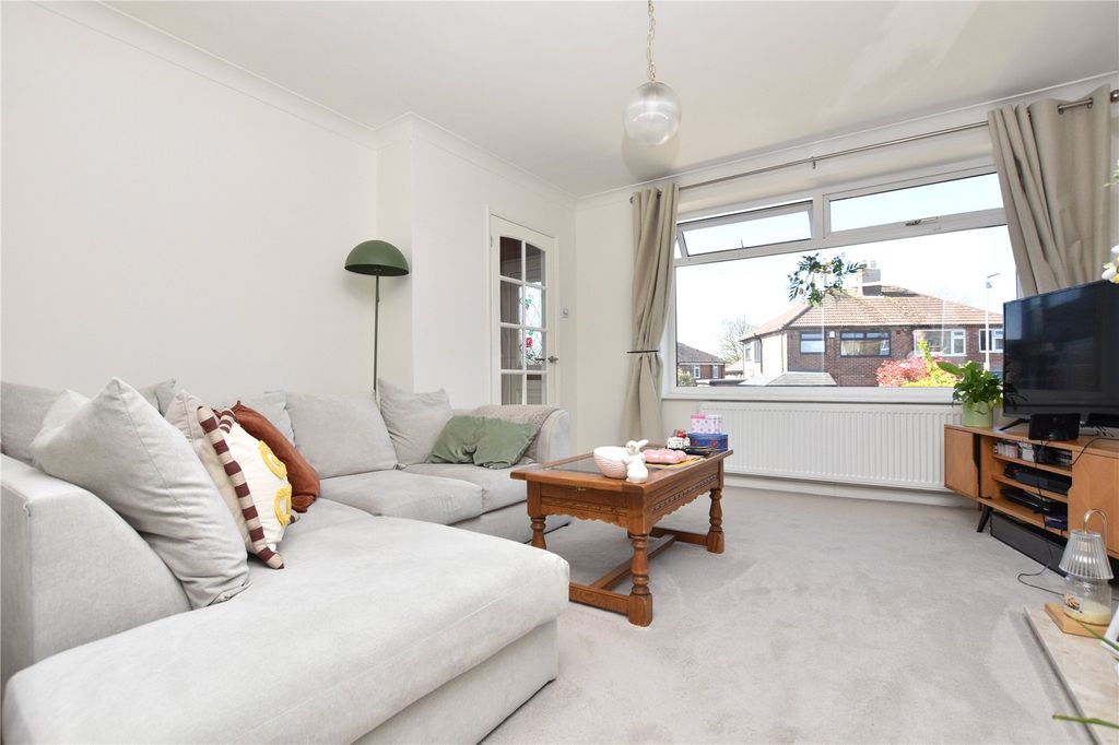 Property photo 2 of 22 Picture No. 38